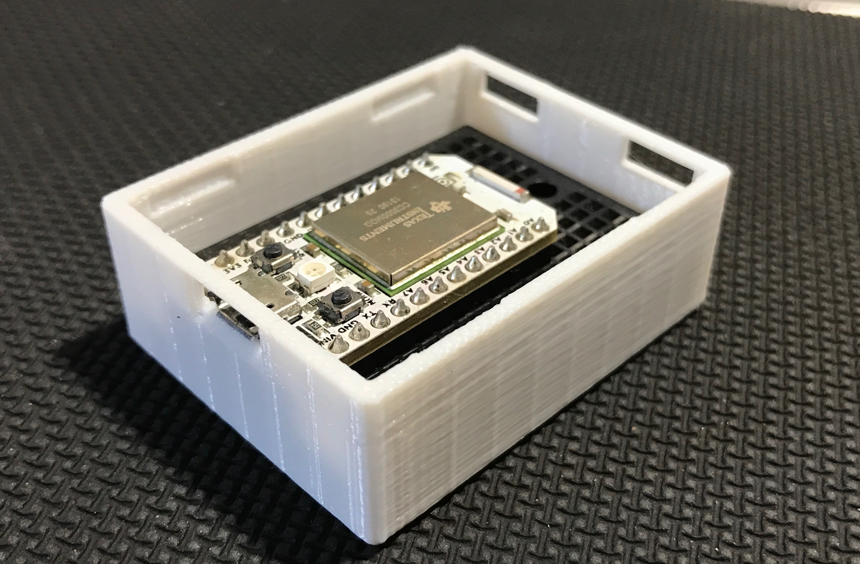 Mini box with cover for particle Photon / Core with breadboard