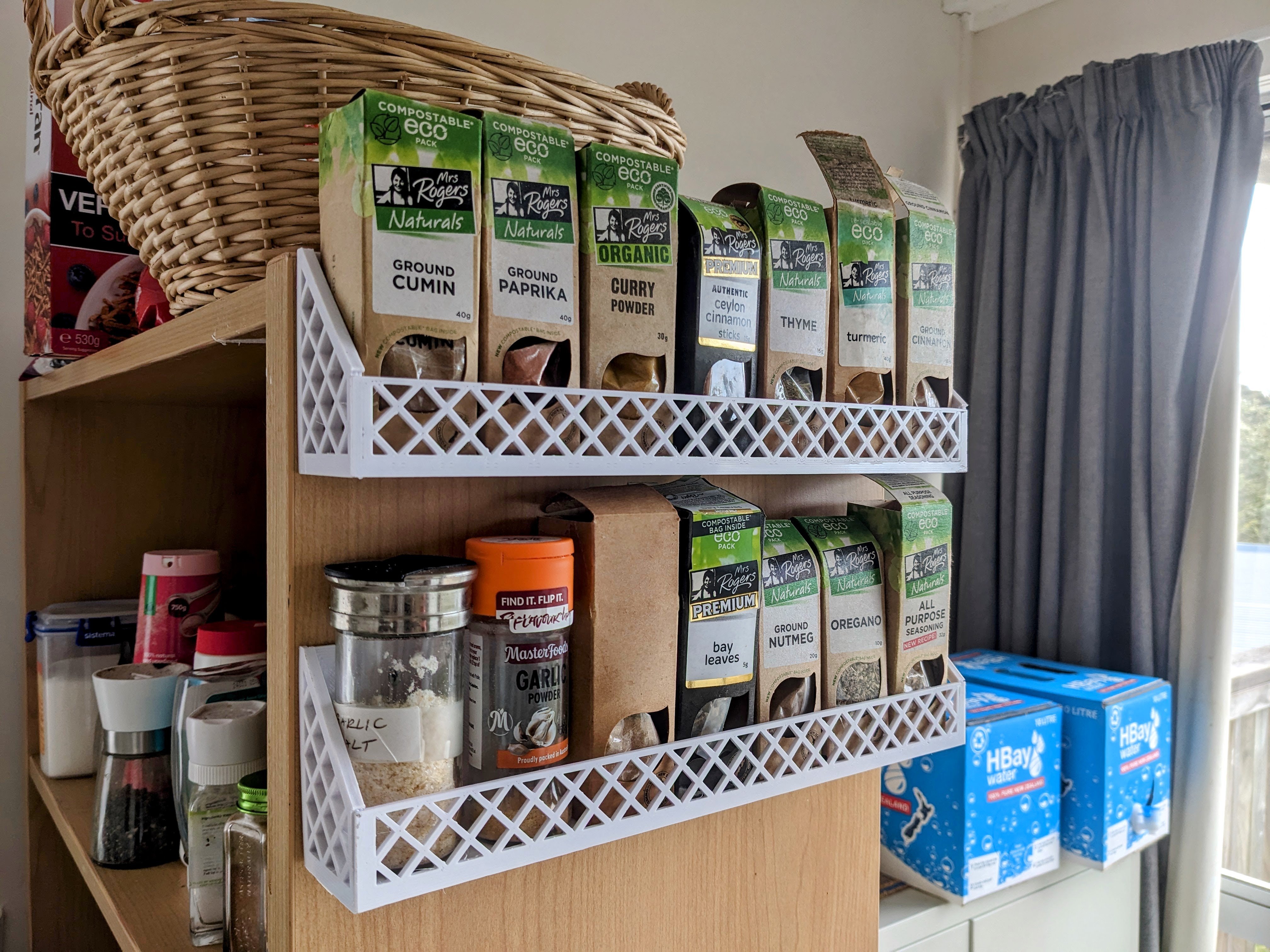 Kitchen spice rack