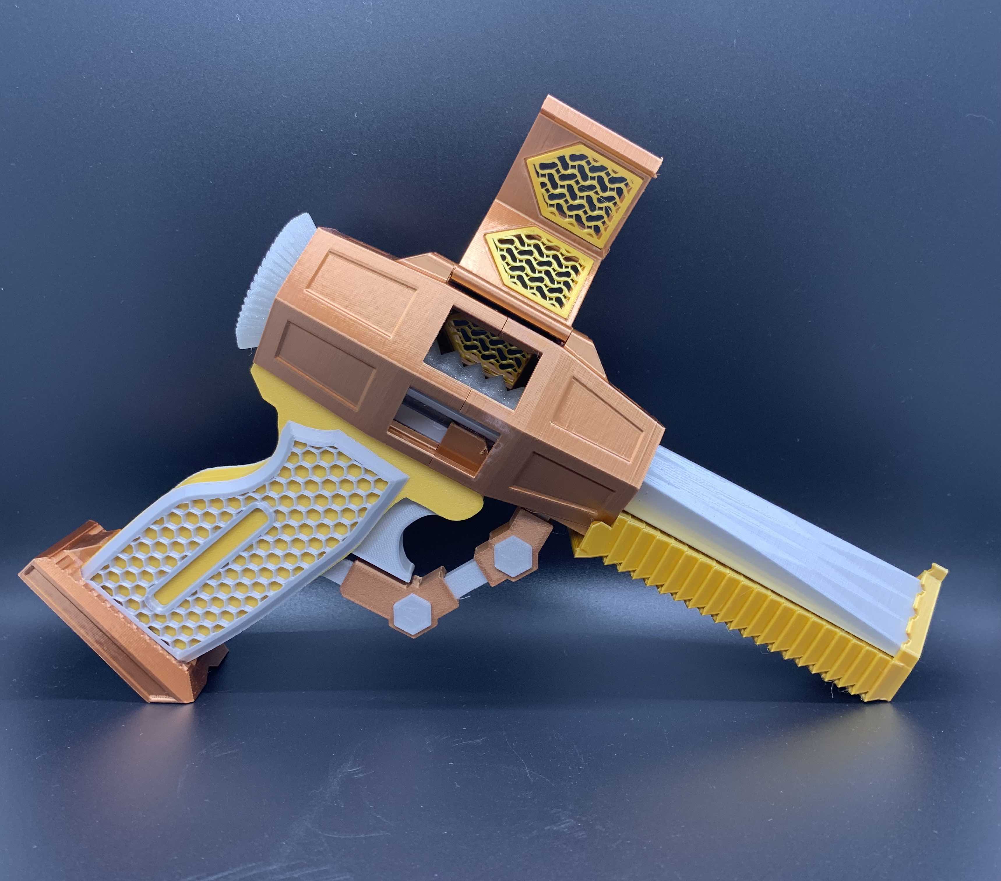 Alexia Harmon's Energy Blaster from The Defender (cosplay prop only)