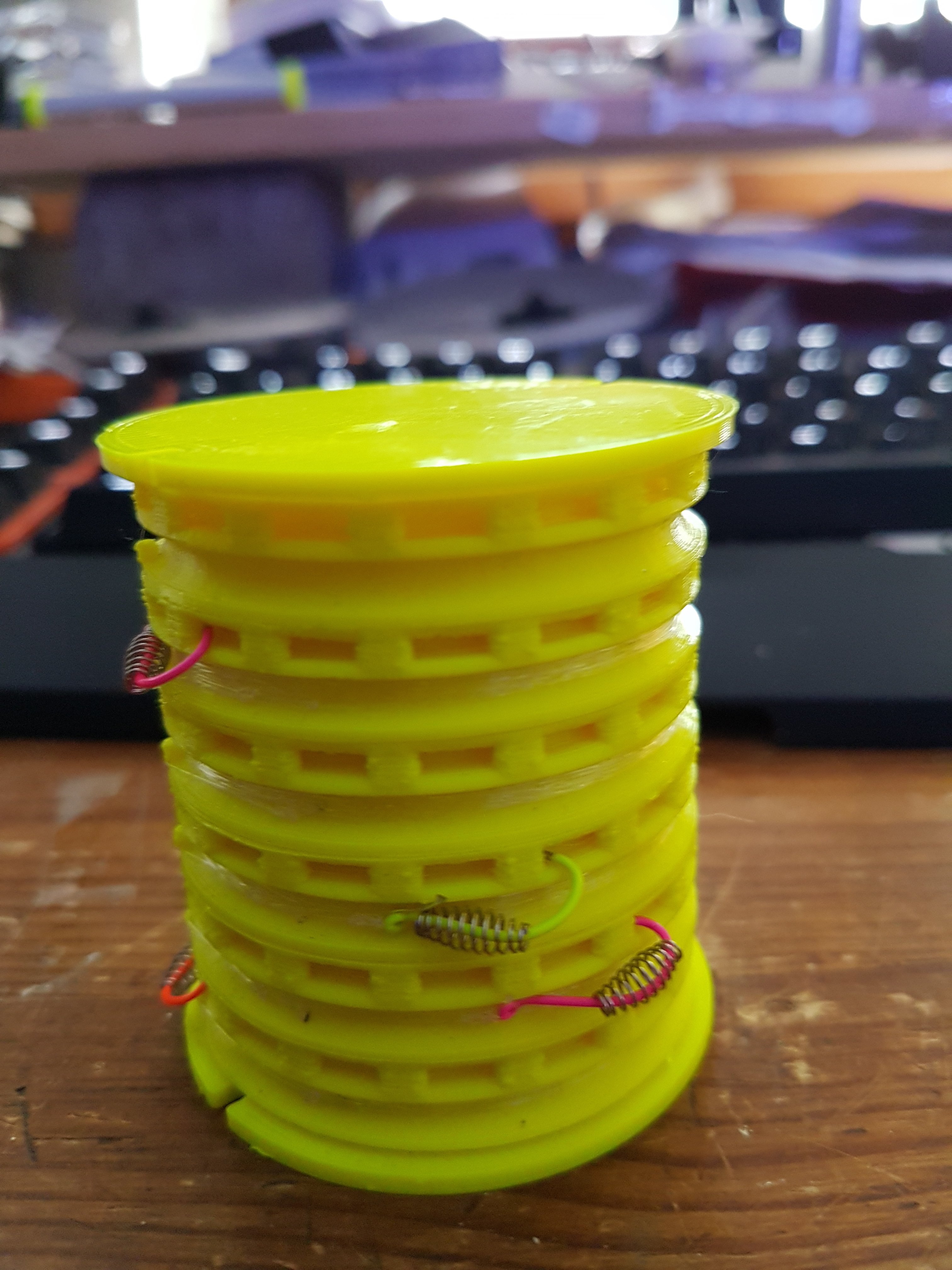 Hook leader holder