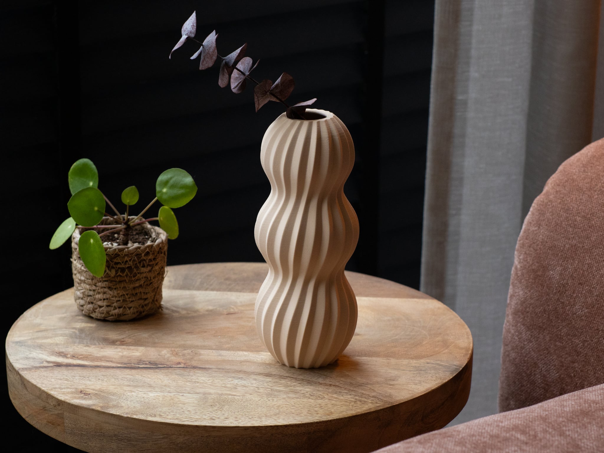 Vase ALICE - Wavy Elegant Vase
