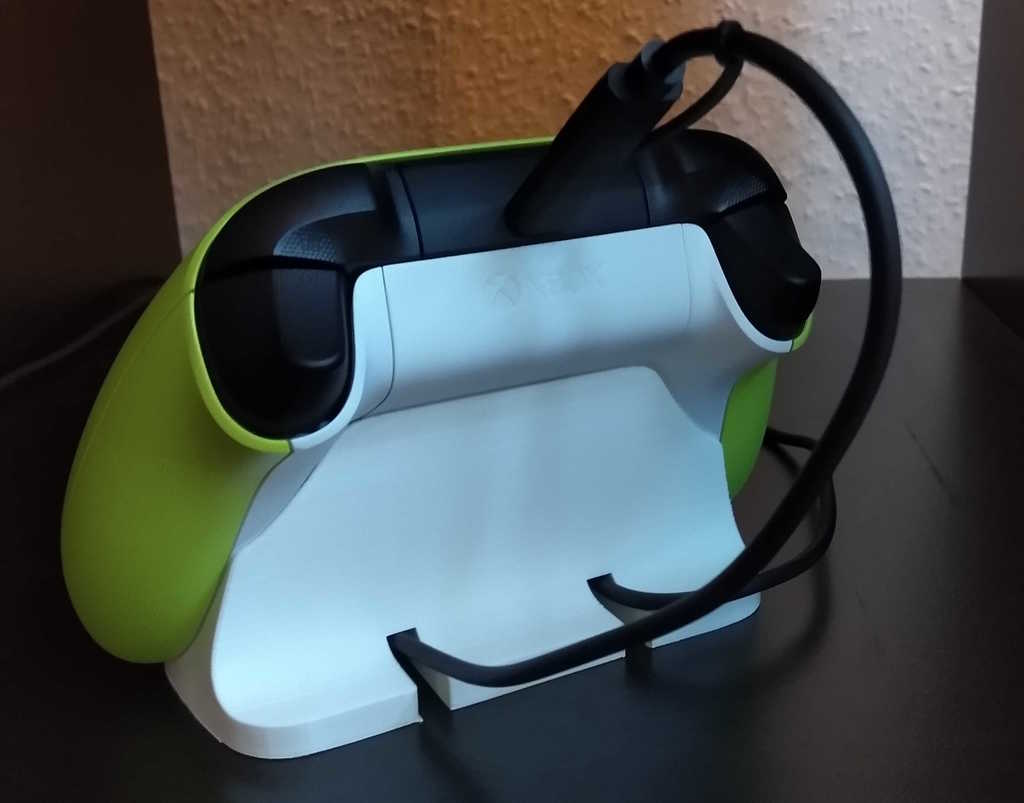 Xbox Controller Stand with Cord