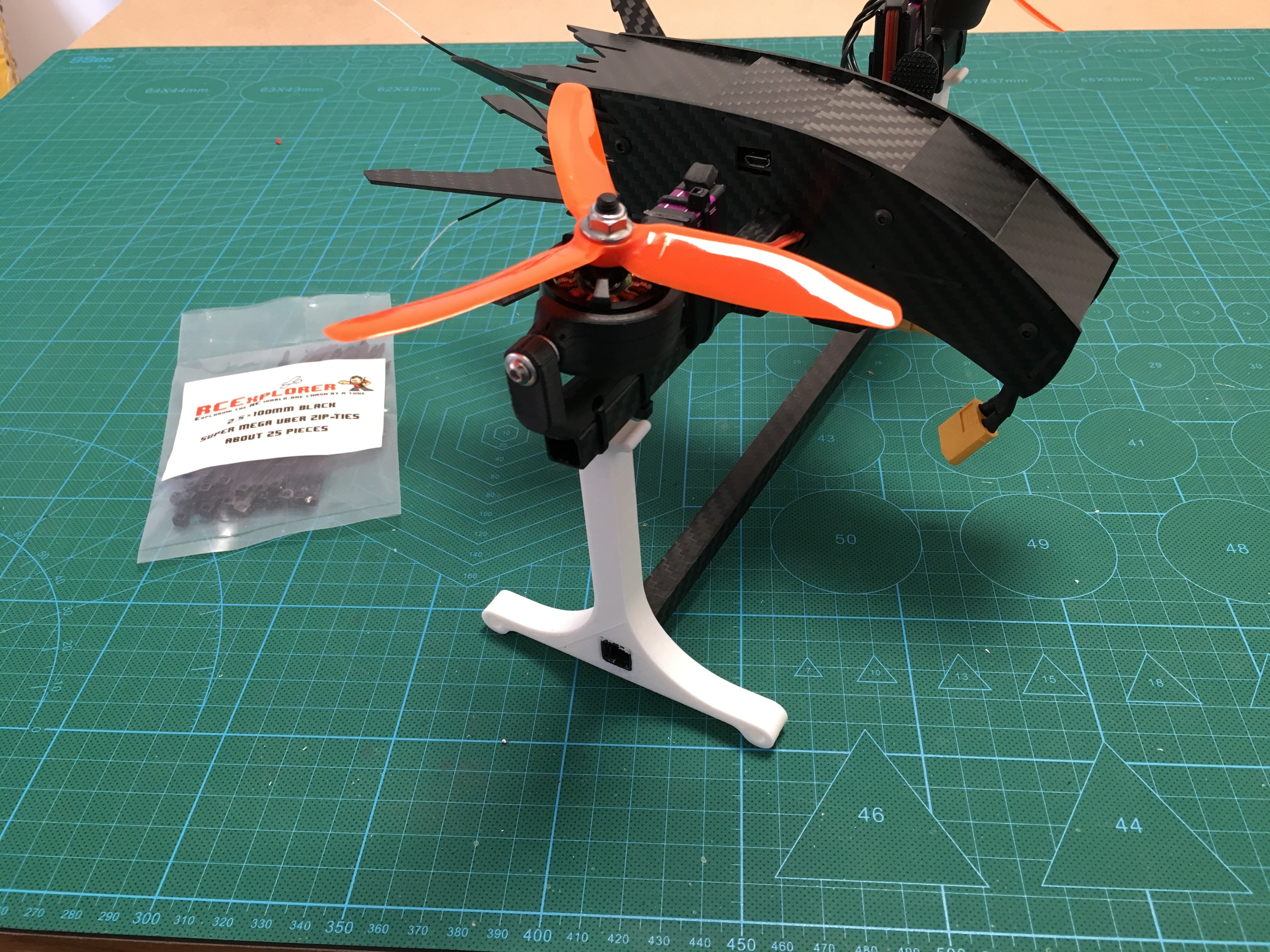 RCExplorer Bicopter impossible tilt pack