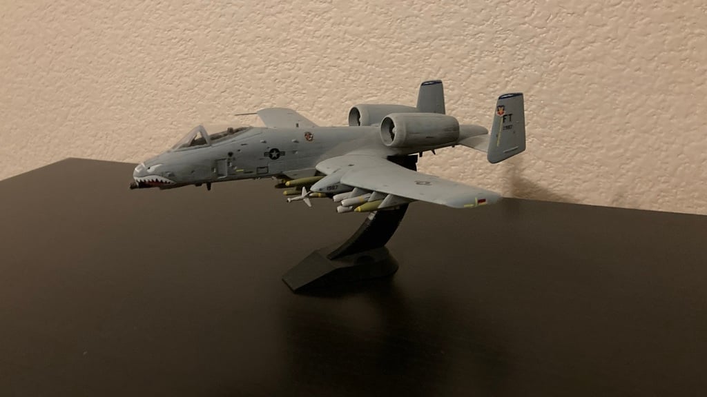A-10 Thunderbolt II Display Stand 1/72 Scale