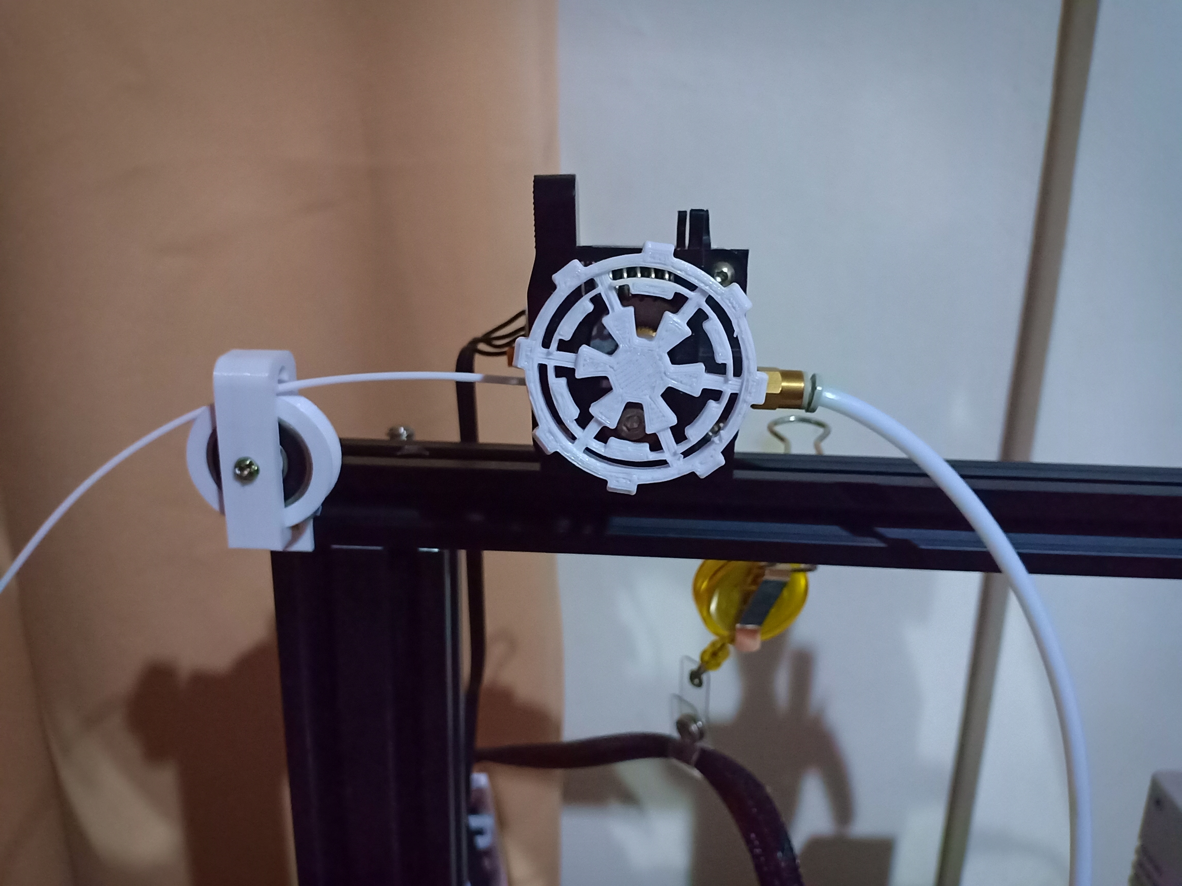 Ender 3 Filament Roller Guide From Bottom