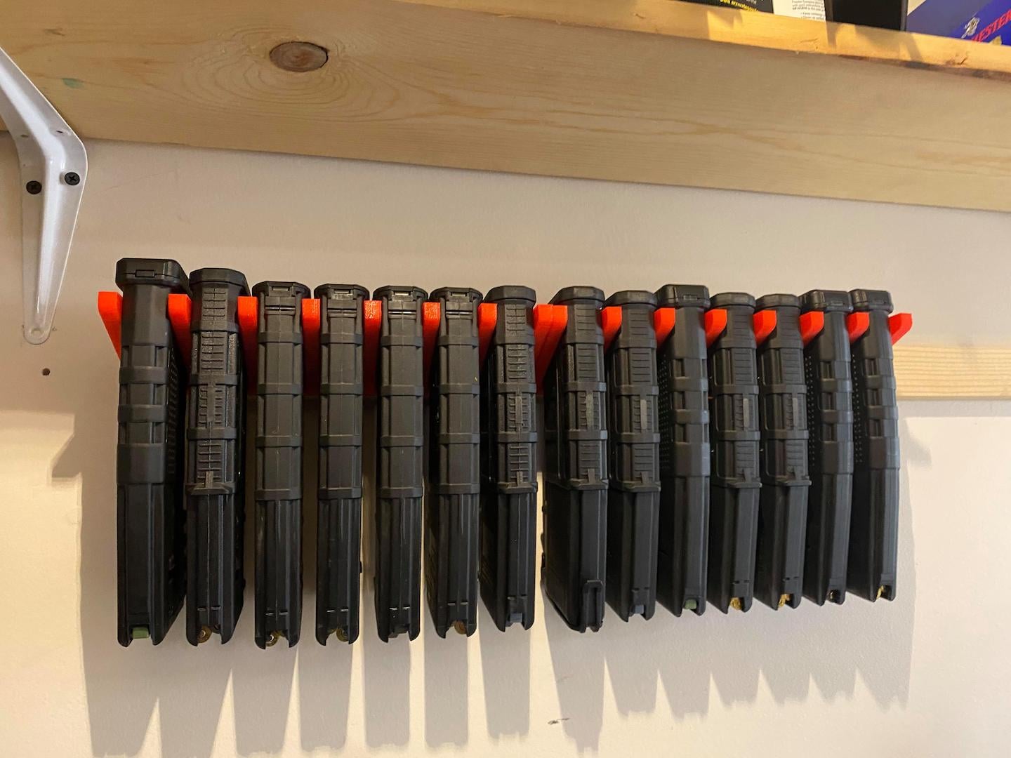 AR-15 mags mount