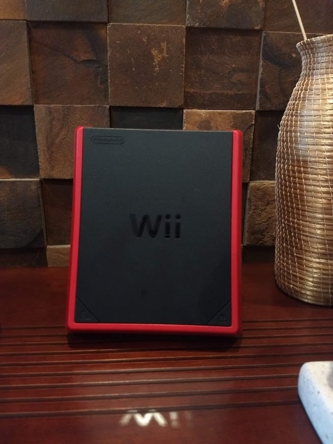 Vertical Stand for Wii Mini
