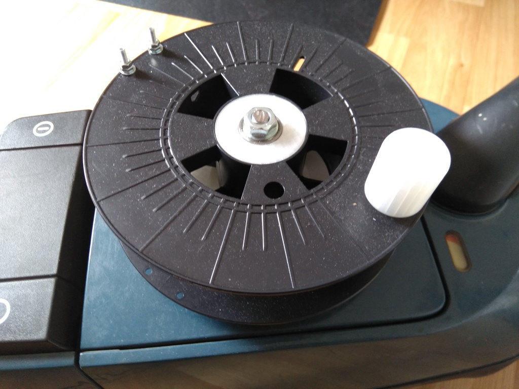 Cable reel (from empty PLA spool)