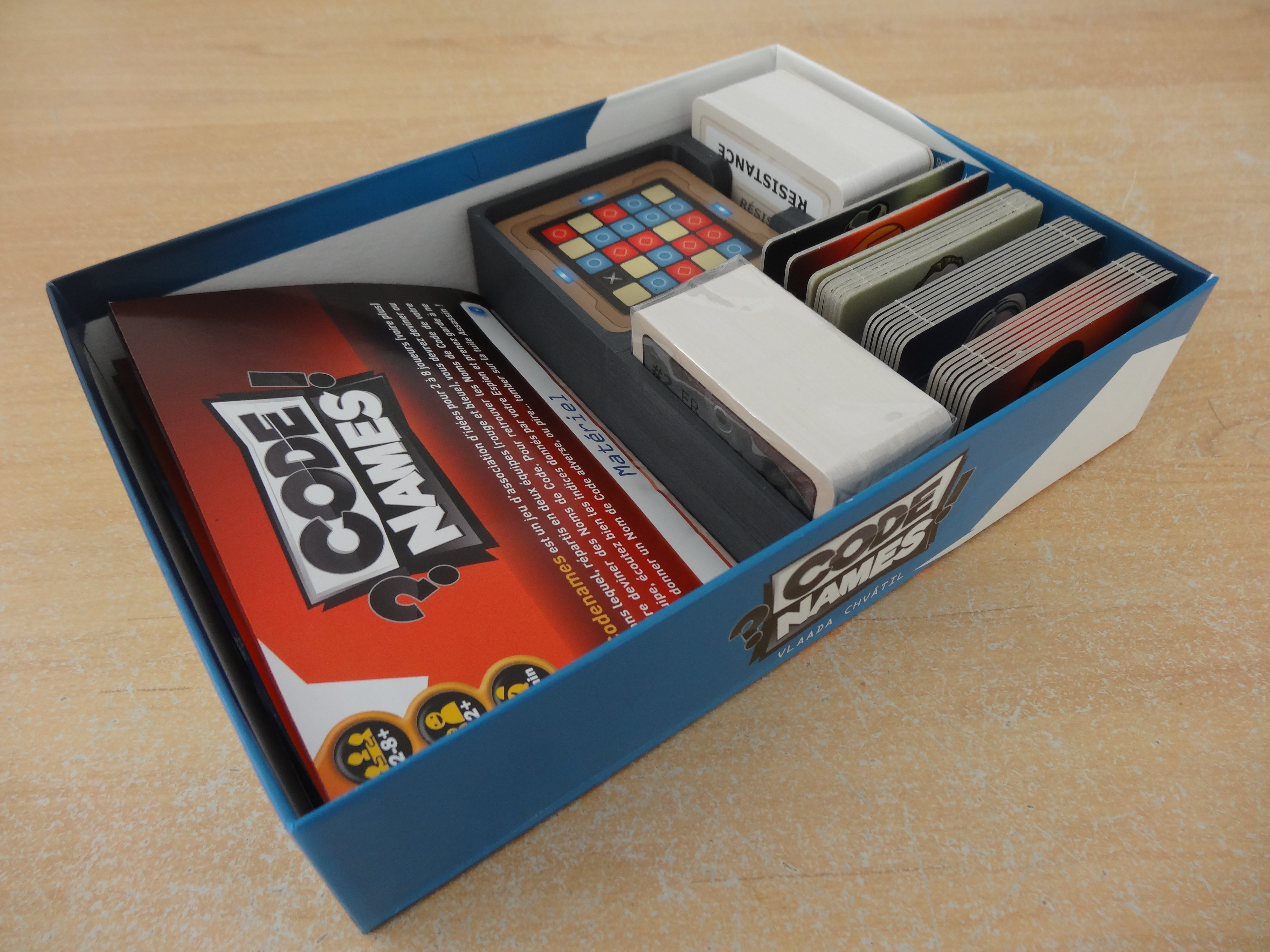 Rangement pour le jeu "CODE NAMES"