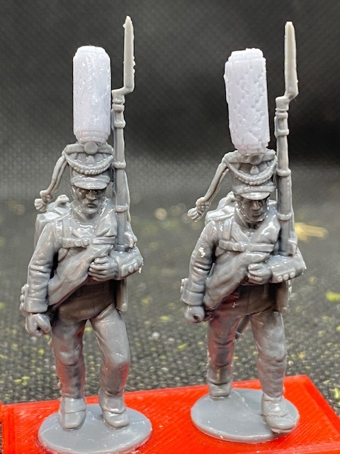 Plumes for 28mm 1809 Russian Grenadiers