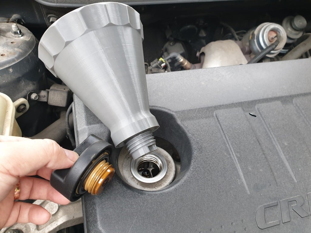 Kia Hyundai Engine Oil Funnel - Threaded. With ventilation.