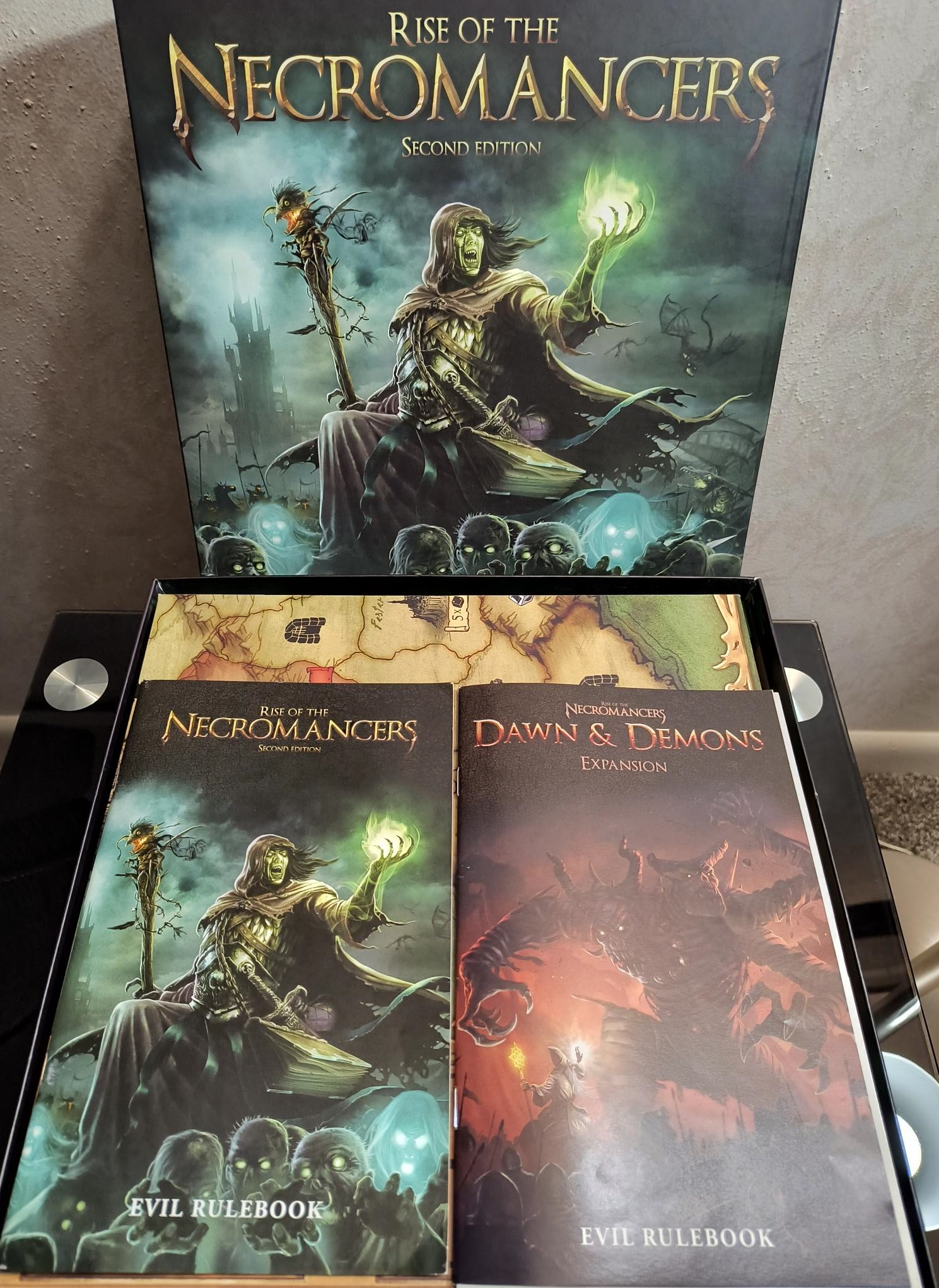 Rise of the Necromancers game organizer &amp; insert - holds expansion