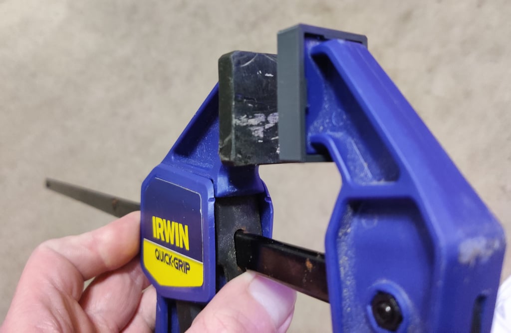 Replacement cover for Irwin Quick-Grip clamp