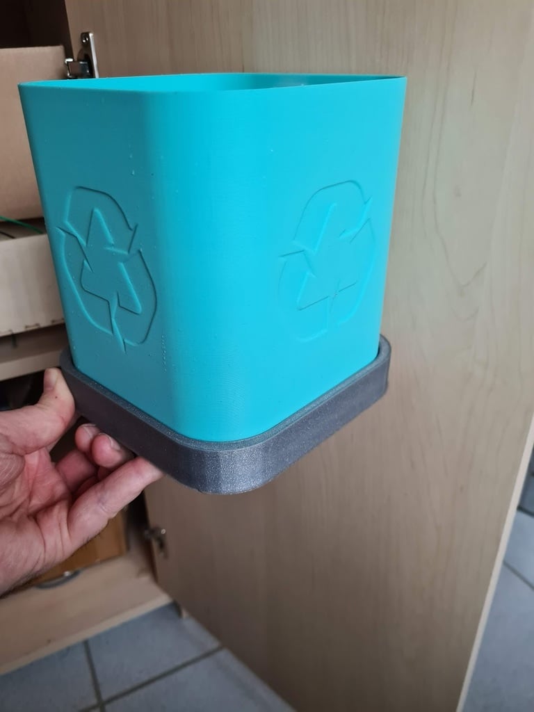 Wall/Door mount for Countertop Compost Bin