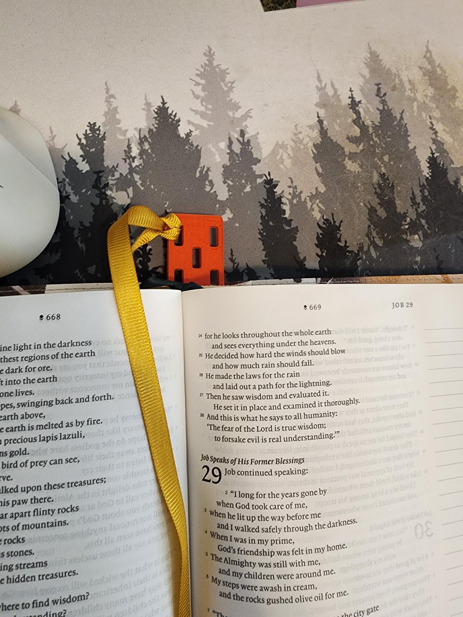 Bookmark Ribbon Bar (multi-ribbon bookmark spine insert)