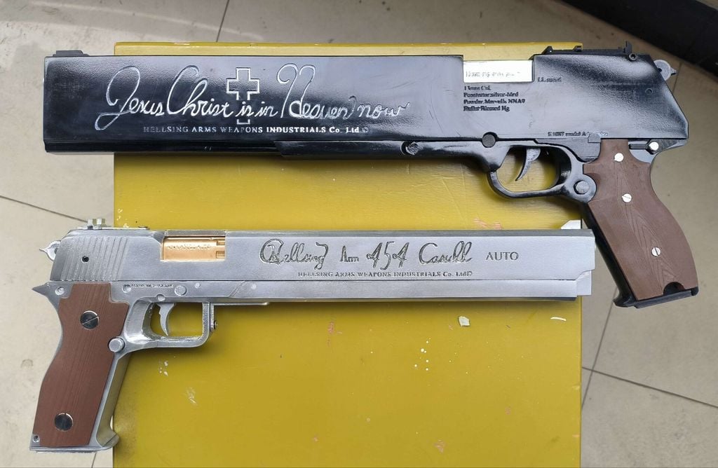 Hellsing Jackal model gun