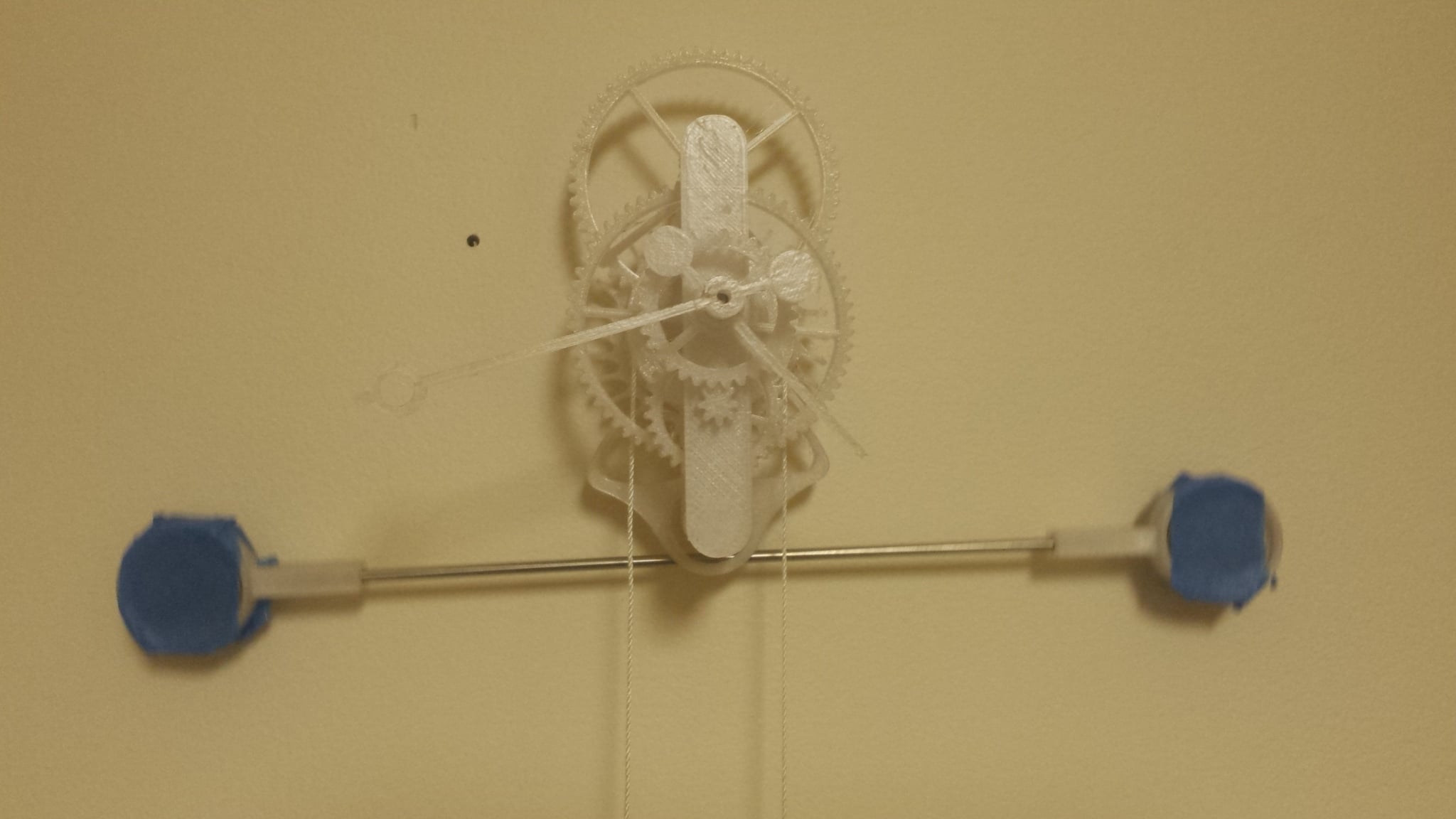 One Plate Mechanical Clock