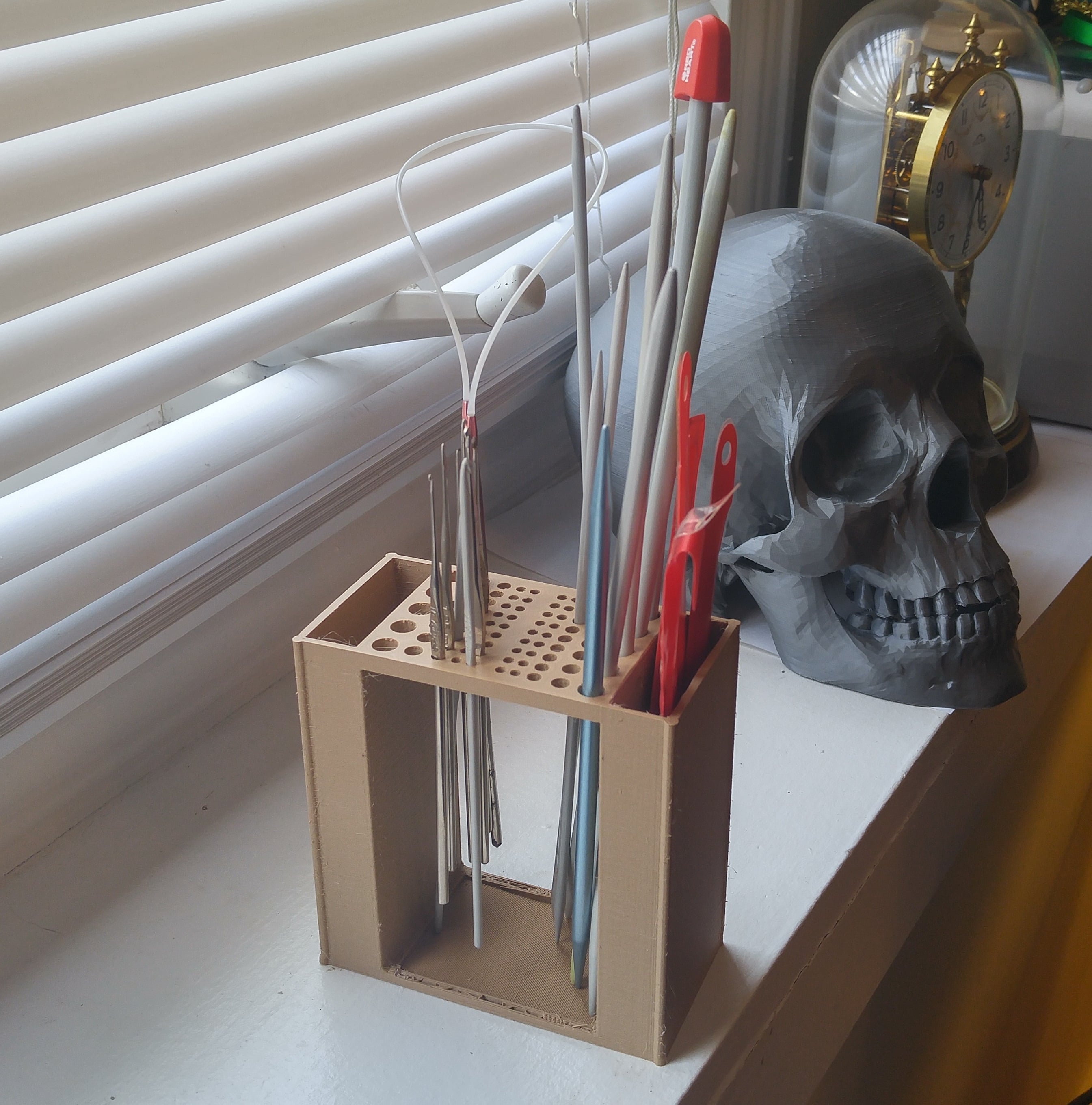 Knitting Needle & Crochet Hook Organizer