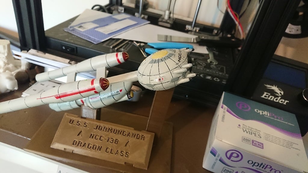 Dragon-Class Heavy Cruiser 1/1000 (Starfleet Museum)