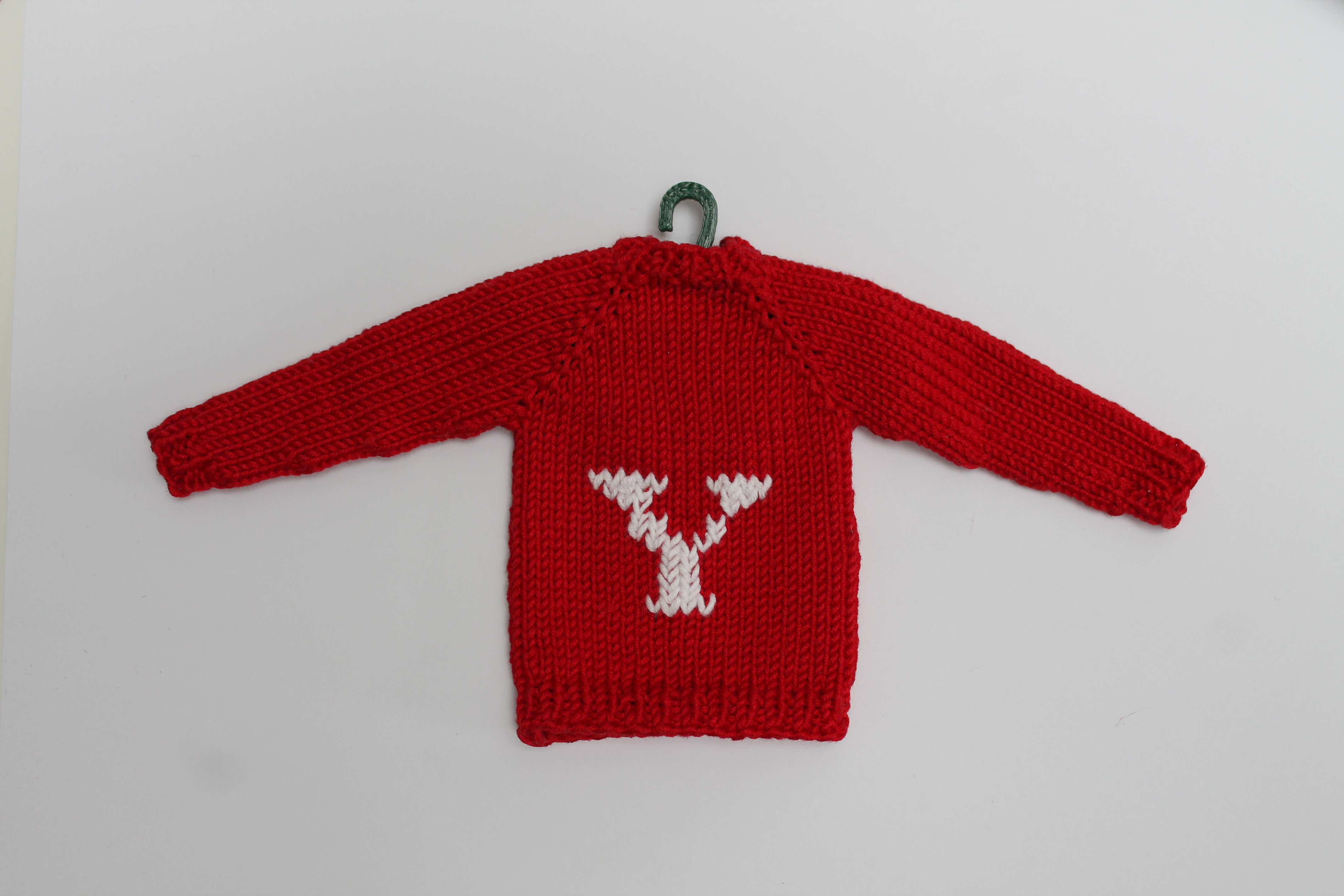 Yarnist Mini Christmas Sweater Hanger