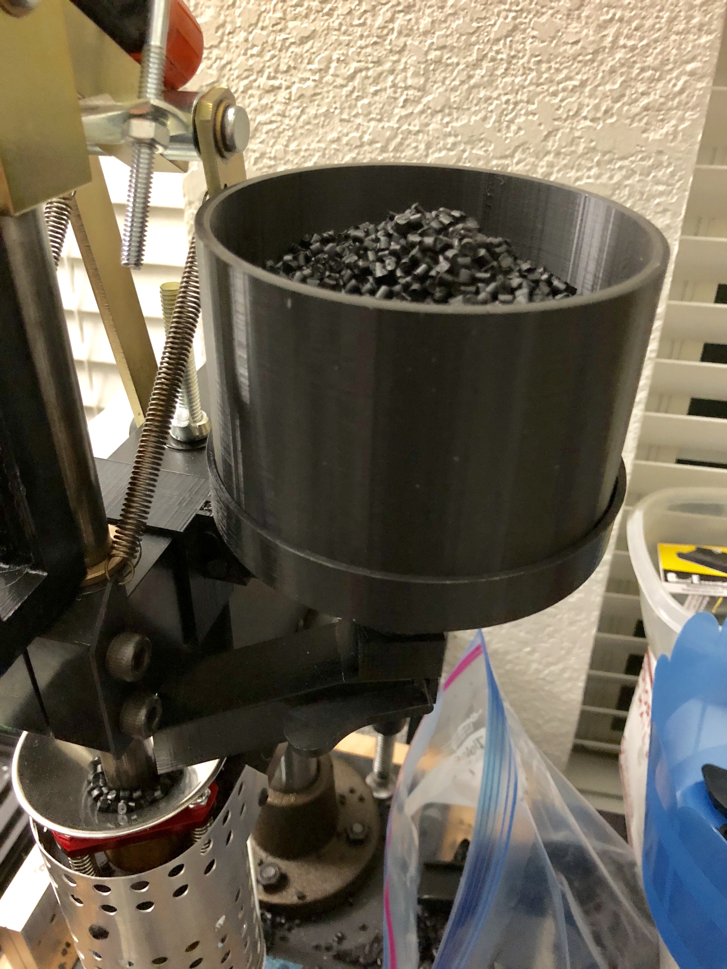 LNS Technologies 150A Injection Molding Machine Material Funnel