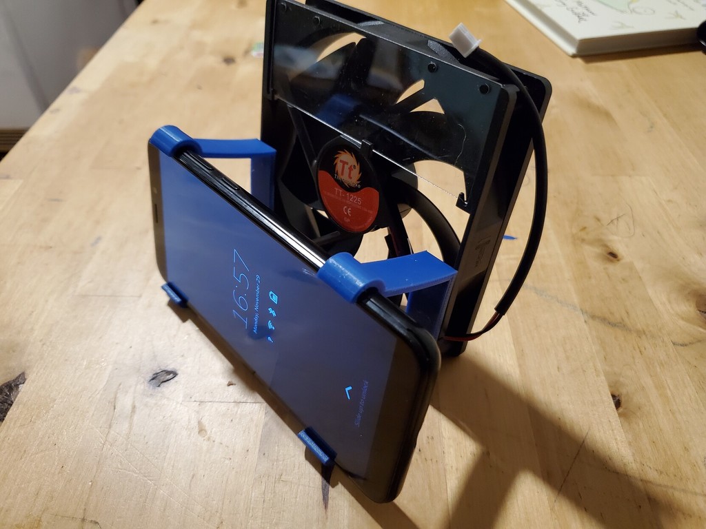 Phone cooling clip