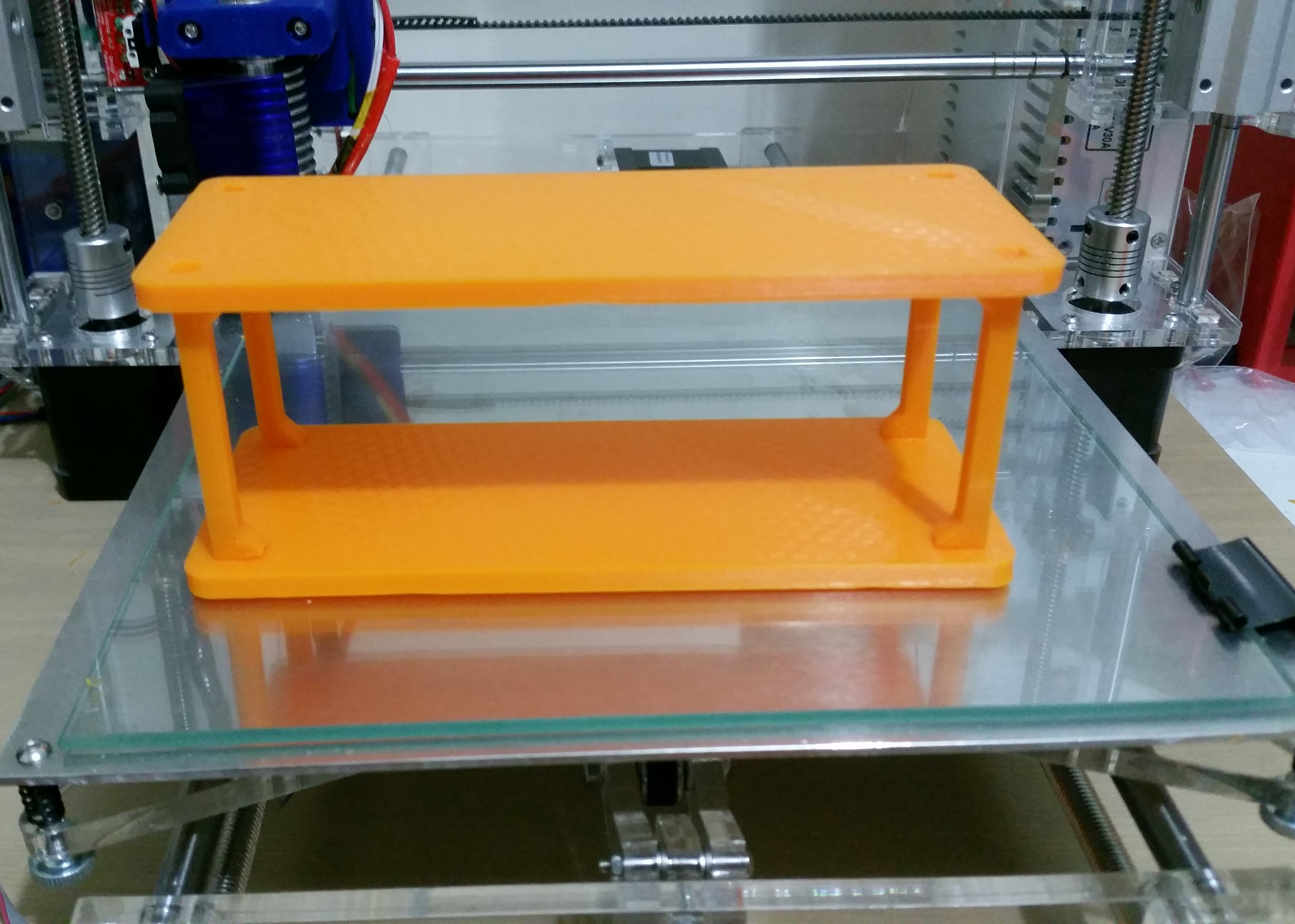 Simple Modular Frame / Stackable Plates