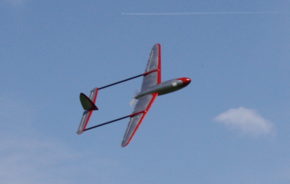 rc plane pusher twin boom