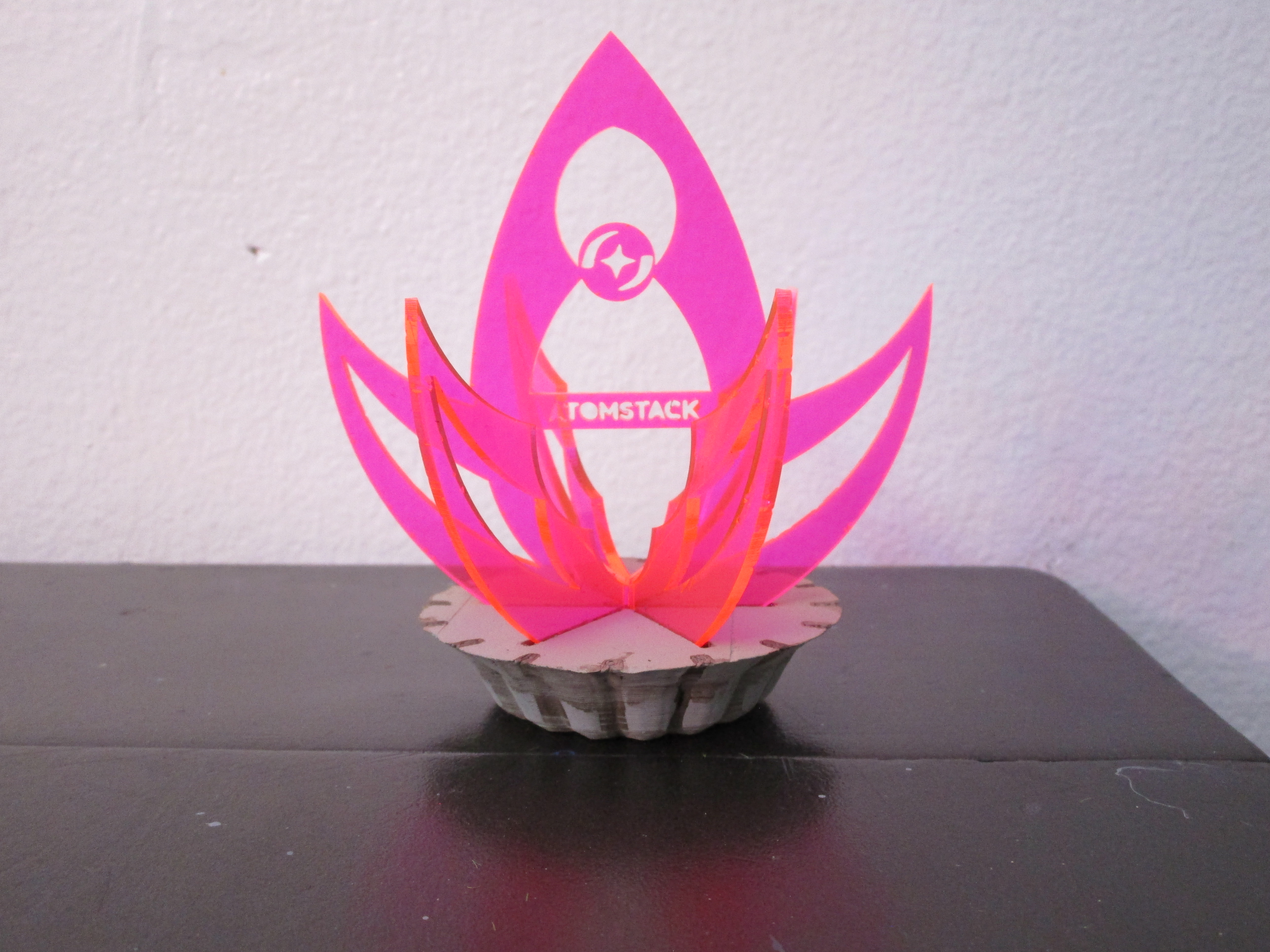 Atomstack Lotus - Cyberpunk Sculpture Terrain