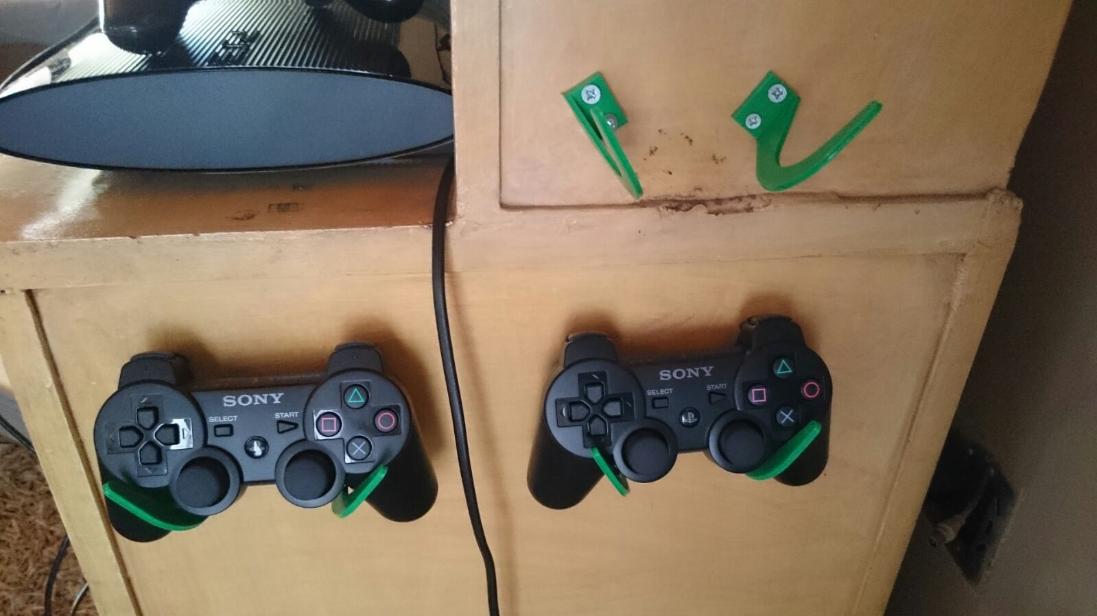 PS3 Controller Simple Wall Mount
