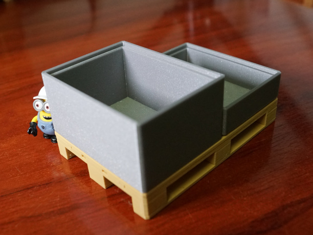 Container box, 1/2, 80x60x40mm, V2, pallet compatible, stackable.