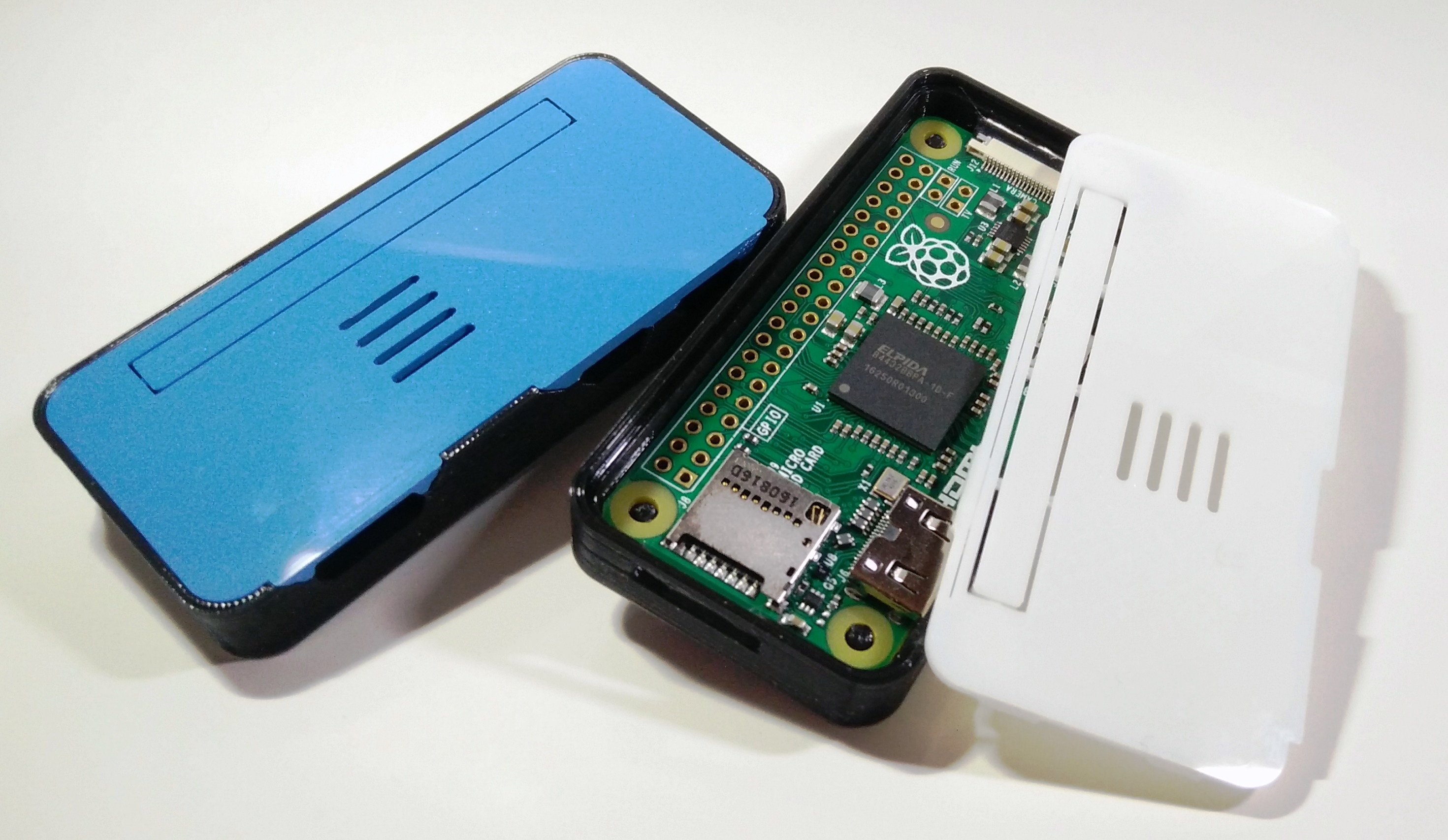 Minimalistic Snap-on Screwless Raspi Case for Raspberry Pi Zero