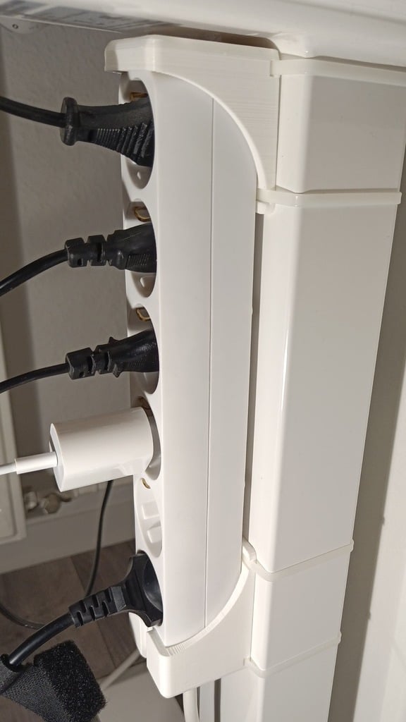 powerstrip mount for cable ties - Steckdosenleiste Halterung für Kabelbinder
