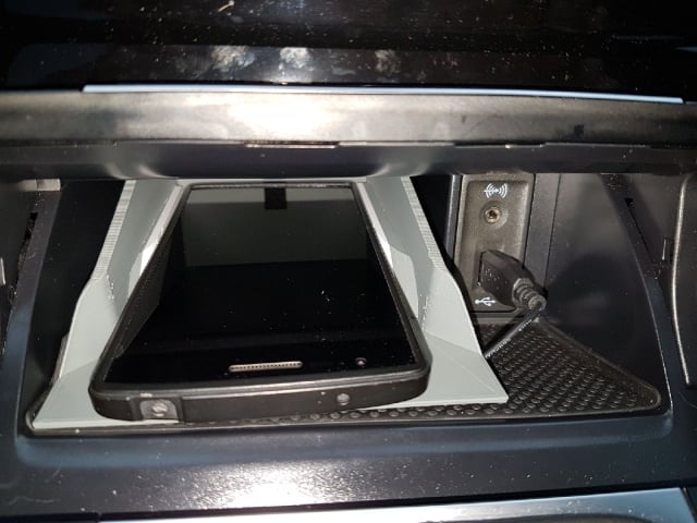 VW Golf Dock
