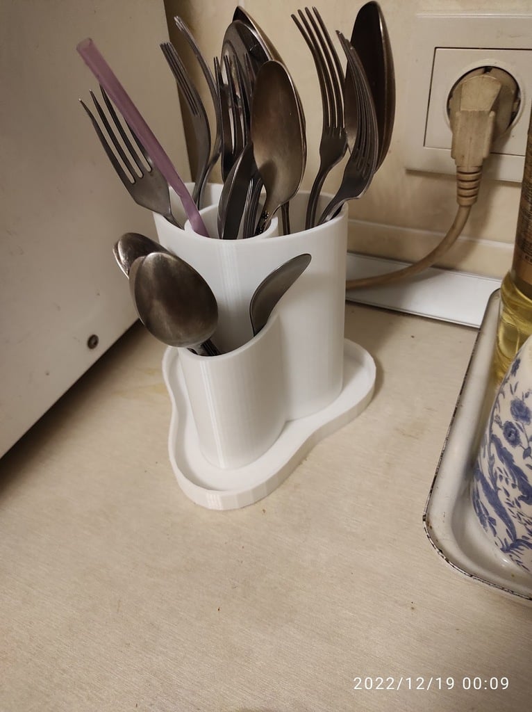 Kitchen spoon & fork holder