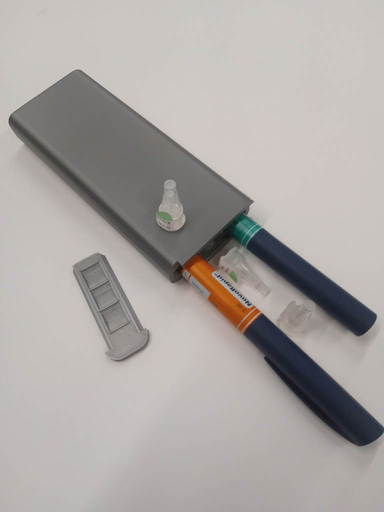 Insulin, NovaRapid/Levemir flex pen & Needle container