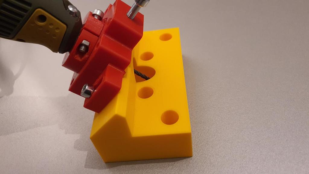Chamfering tool for Proxxon & Dremel mini grinder