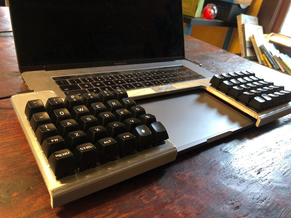 mountee - 60% ortho semi-split mechanical keyboard