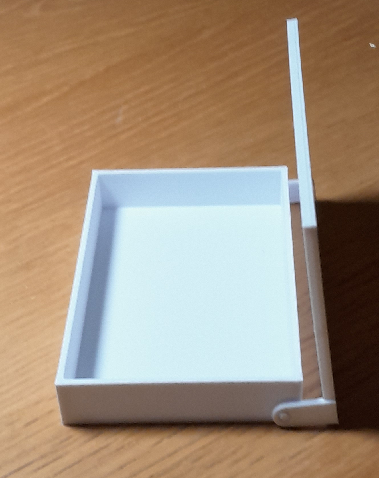 Flat box
