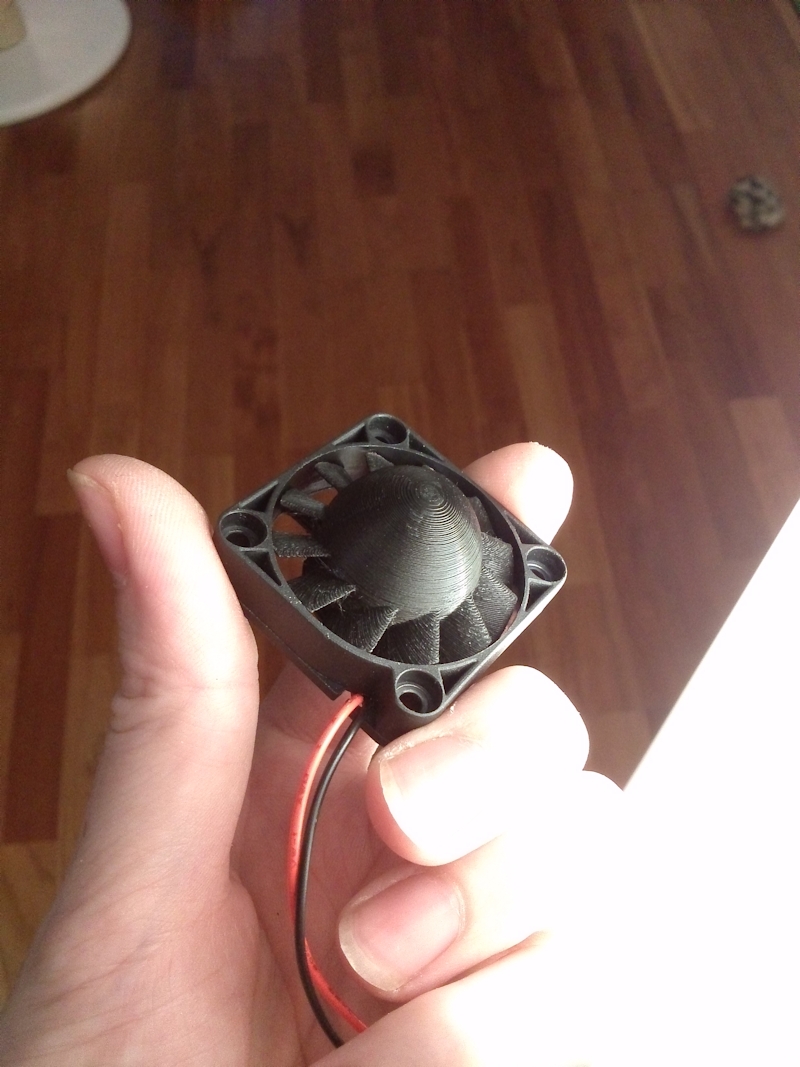 Fan for repairing a 40x10mm computer fan.