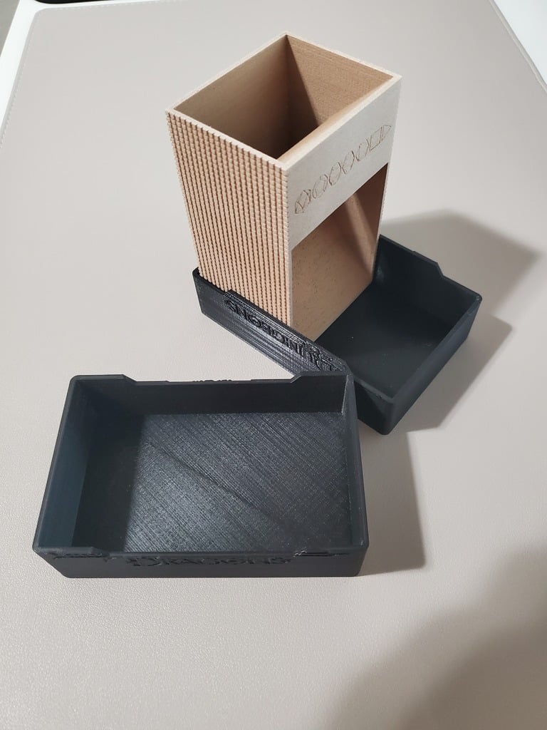 Mini dice tower with case