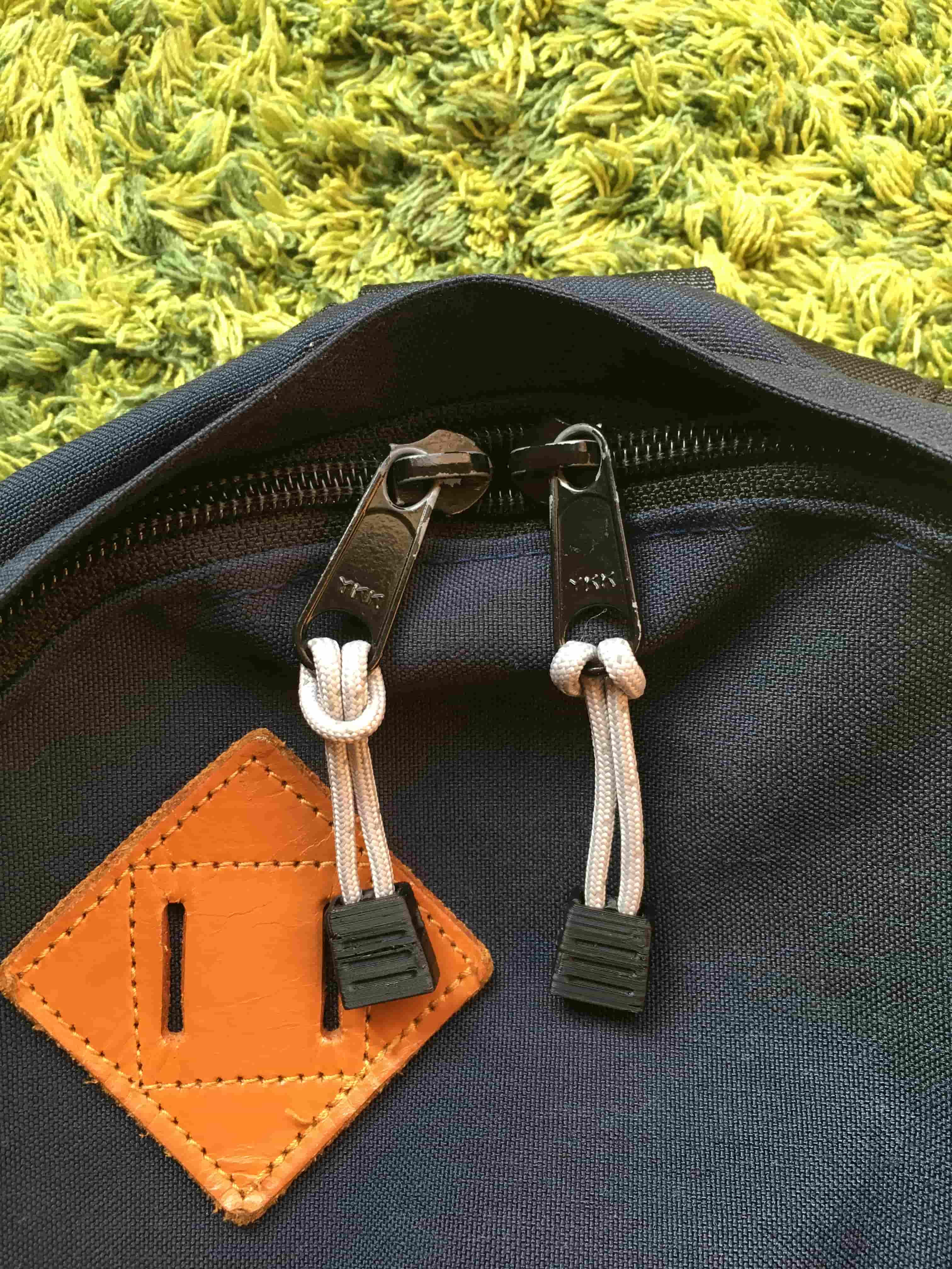 Zipper Pull Tab (for Paracord φ3 mm)