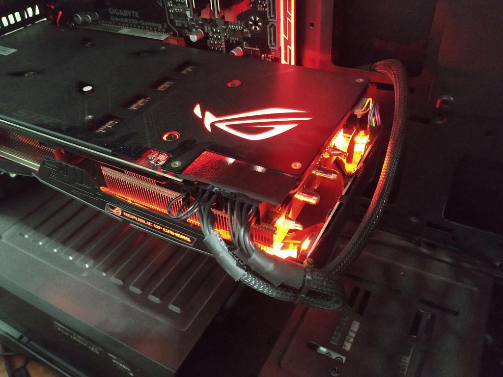 ASUS ROG STRIX GPU Power Connector LED Cover