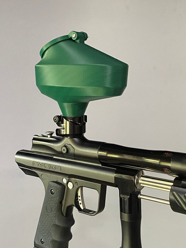Small paintball hopper for pump markers