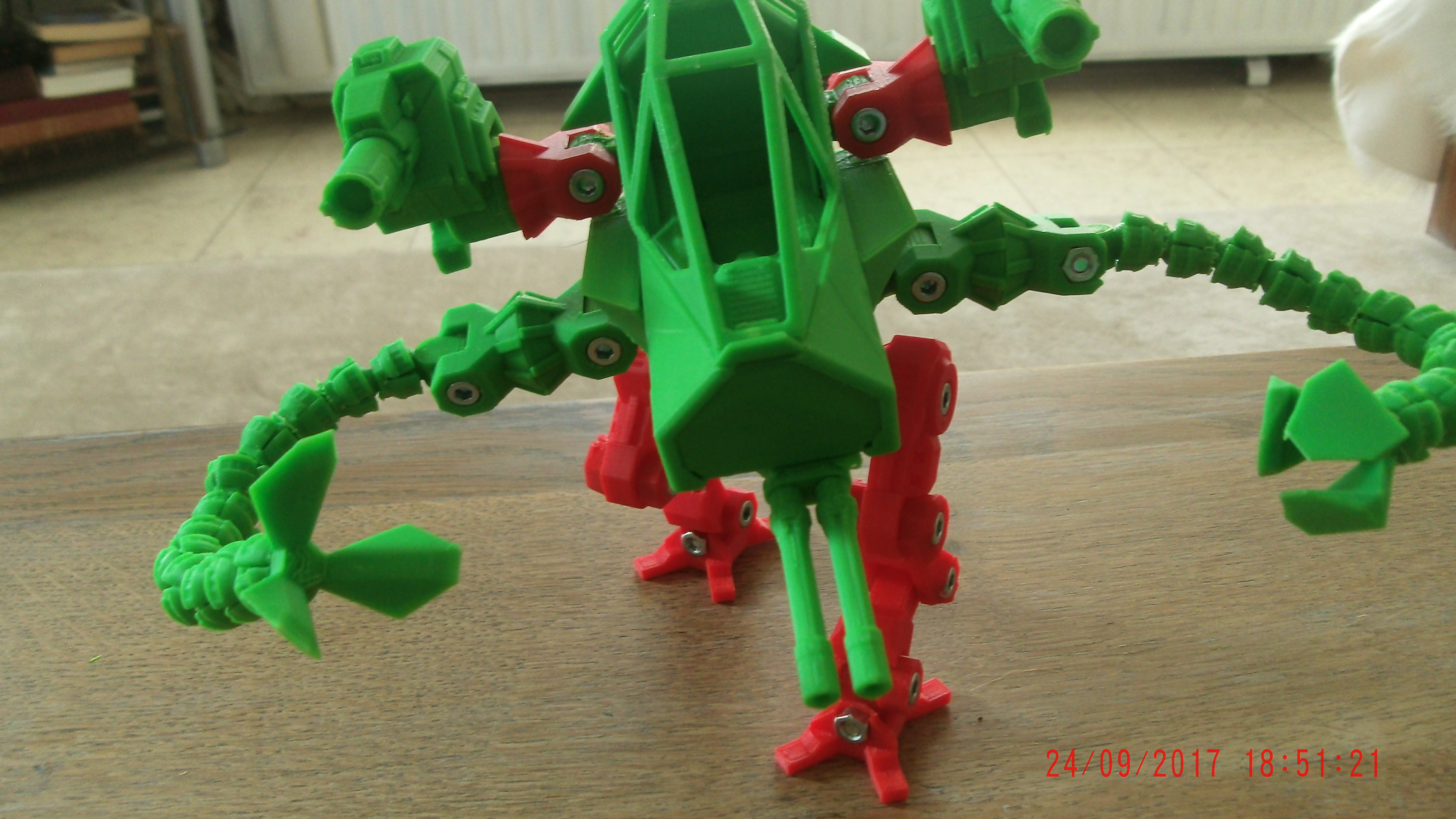 mech with screw