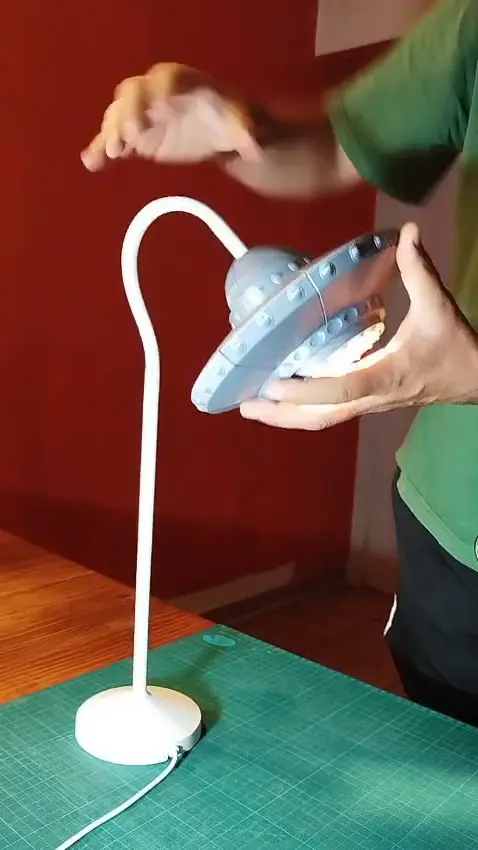 Miniatura 6 do modelo 3D ÖVNI – IKEA NÄVLINGE UFO Lamp Hack