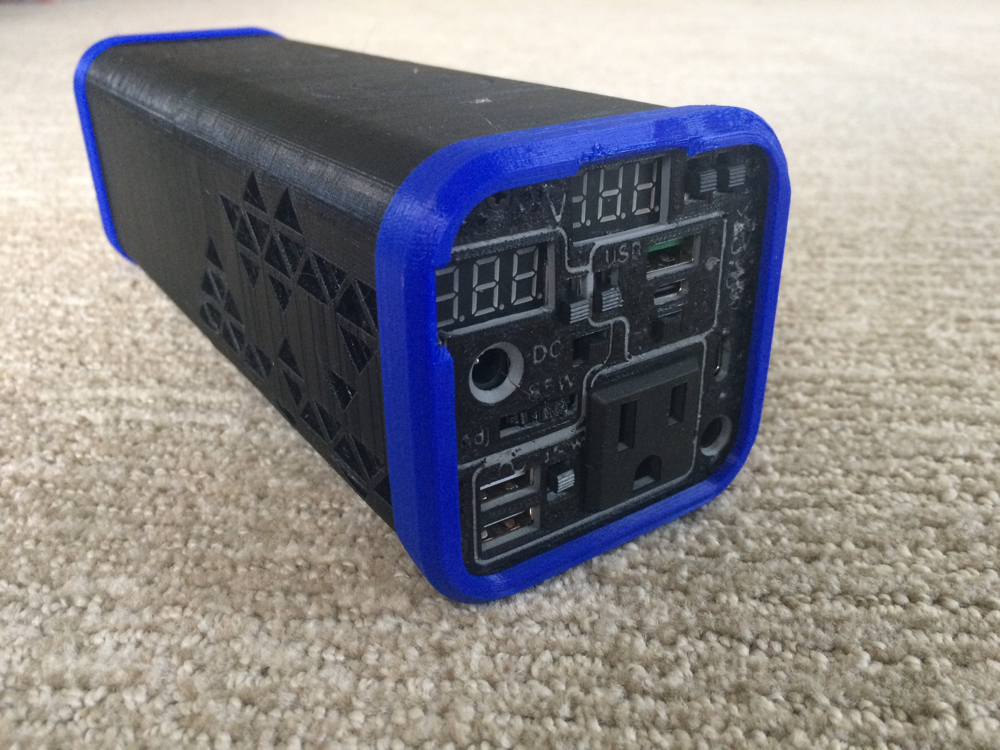 Ultimate 18650 Power Bank with Infinitely Expandable Capacity (optional non expansion version as well)