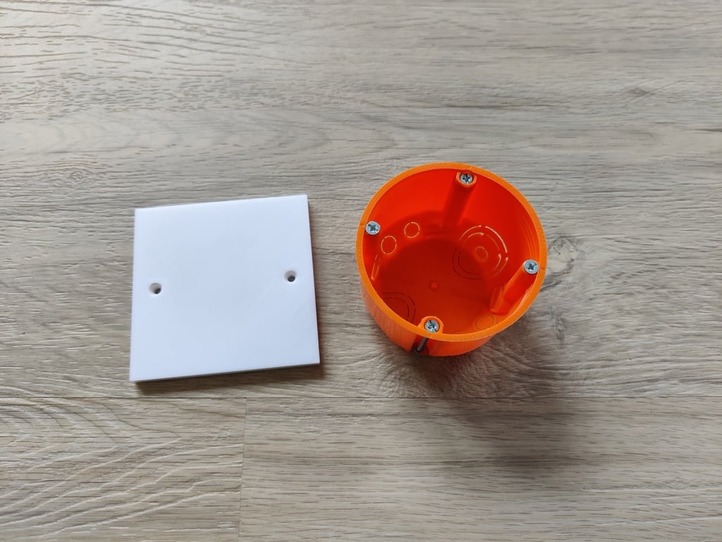 Cover plate for flush-mounted socket or pattress box (round and square) Abdeckplatte für Unterputzdose oder Hohlwanddose (rund und eckig)