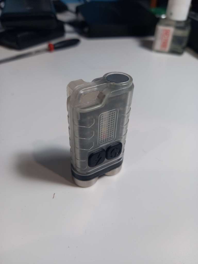 EDC flashlight model:v3 pocket clip