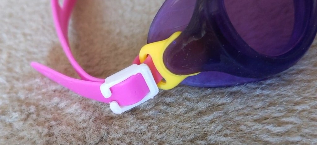 Strap Adjustment Clip for Swimming Goggles